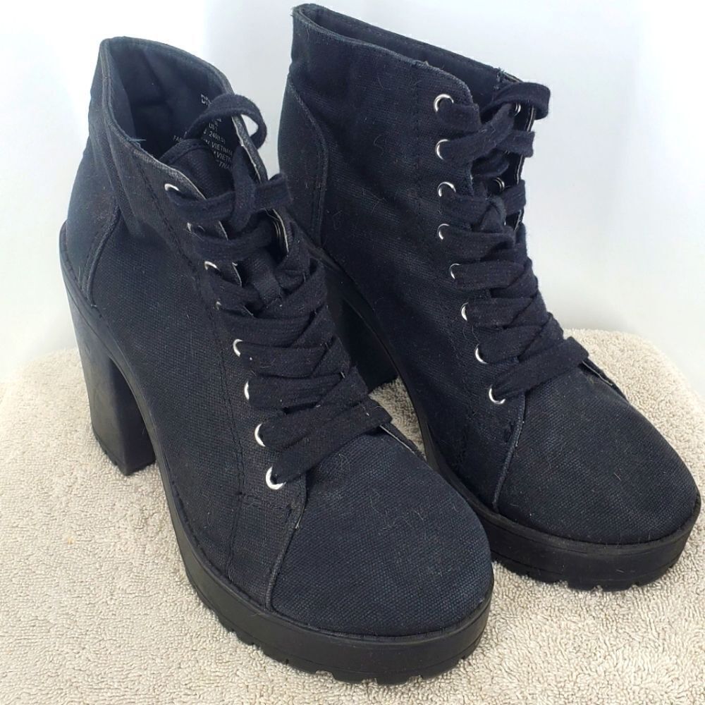 H&M Divided Y2K Platform Heel Lug Sole Canvas Lace Up Ankel Boots Size 7